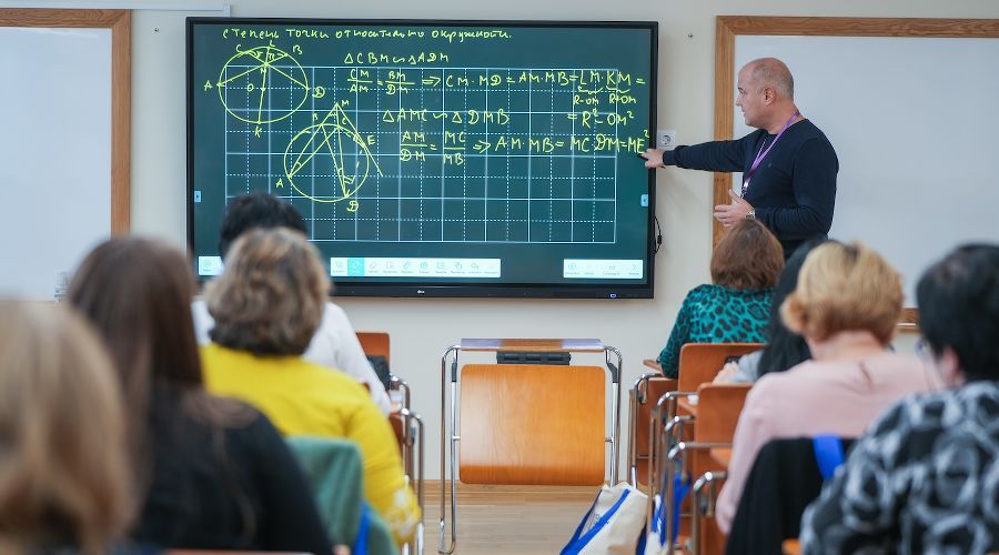 Открыта регистрация на XIII Летнюю школу учителей физики в МГУ